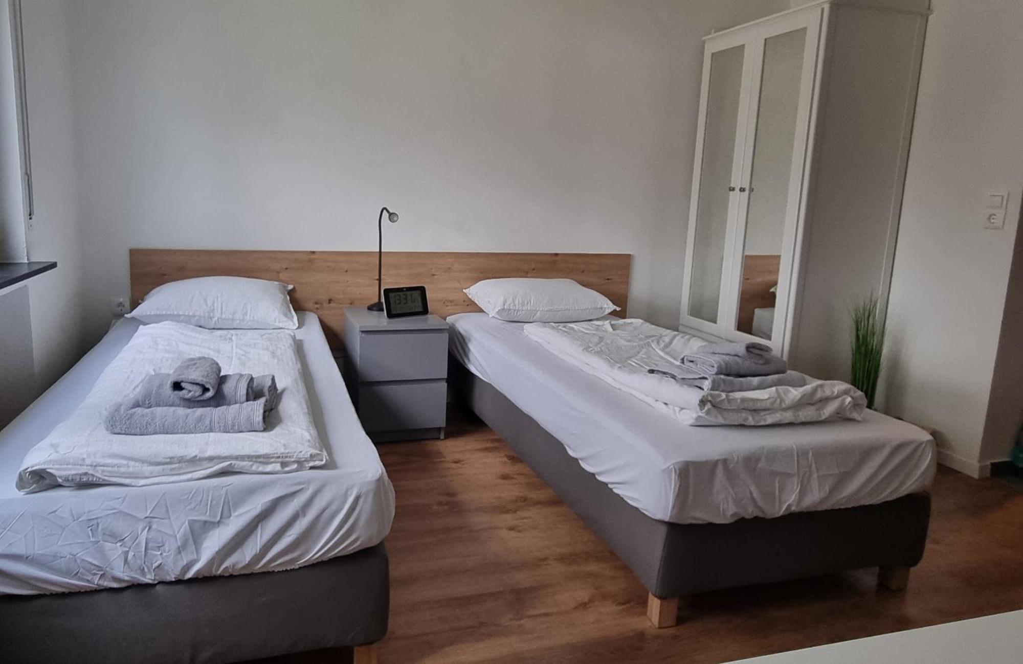 Studio Apartment Naehe S-Bahn Inklusive Parkplatz Oberesslingen Exteriér fotografie